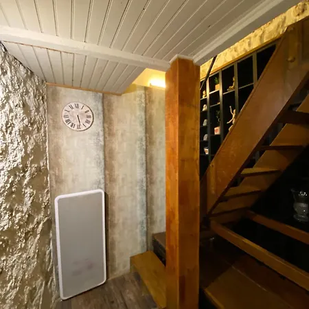 Maison De Village Atypique Saint-Genies-de-Fontedit Buitenkant foto