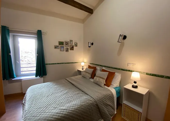 Maison De Village Atypique